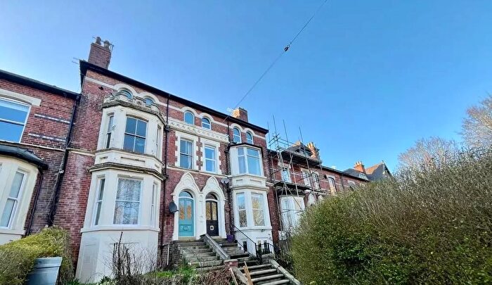 1 Bedroom Flat To Rent In Brookfield Road, Leeds, LS6