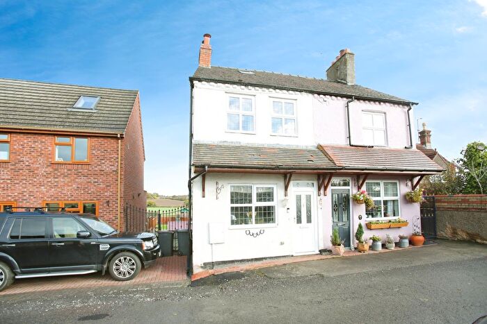 2 Bedroom Semi Detached House For Sale In School Lane, Galley Common, CV10