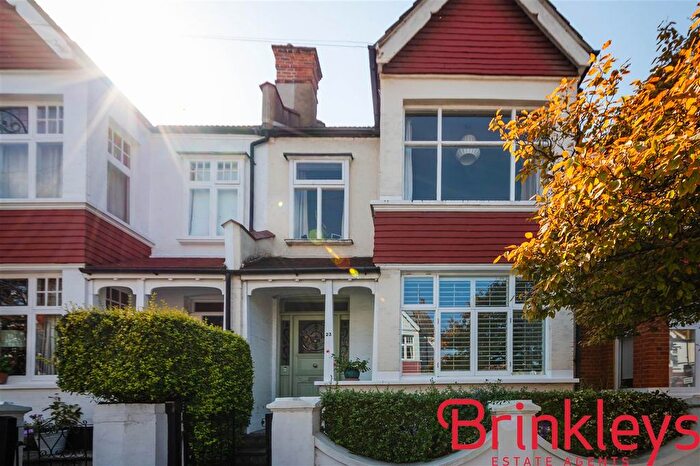 1 Bedroom Flat To Rent In Melrose Avenue, London, SW19