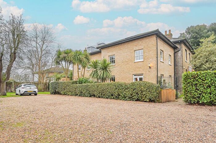 2 Bedroom Flat For Sale In Orford Road, Walthamstow Village, London, E17