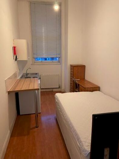 Studio To Rent In York Way, London, N7