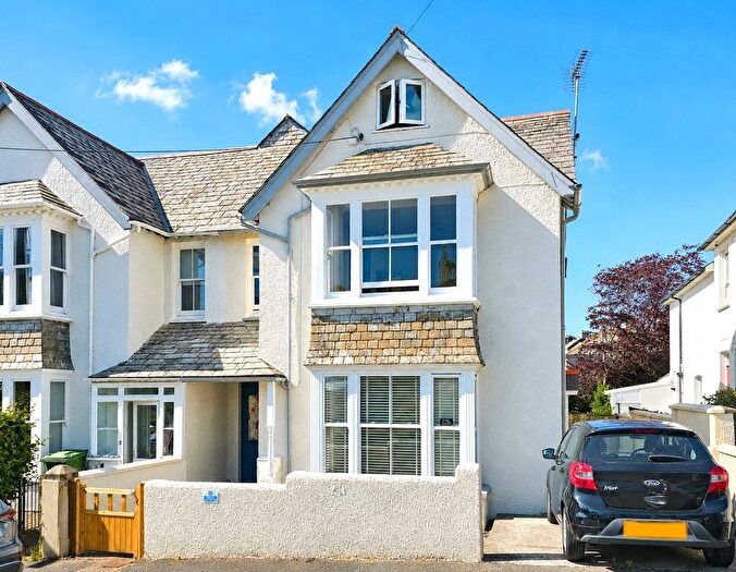 4 Bedroom Flat To Rent In Killerton Road, Bude, Cornwall, EX23