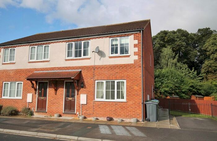 3 Bedroom Property To Rent In Racecourse Mews, Thirsk, YO7