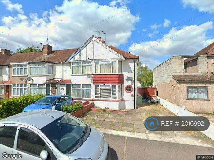 2 Bedroom End Of Terrace House To Rent In Parkside Avenue, Bexleyheath, DA7
