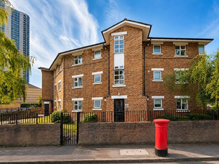 1 Bedroom Flat For Sale In Brook Drive, Elephant Amp; Castle, SE11