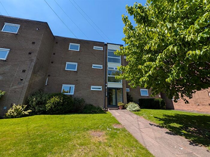 1 Bedroom Flat For Sale In Leicester Close, Smethwick, B67