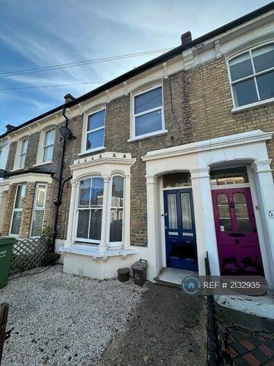 1 Bedroom Flat To Rent In Peckham, London, SE15