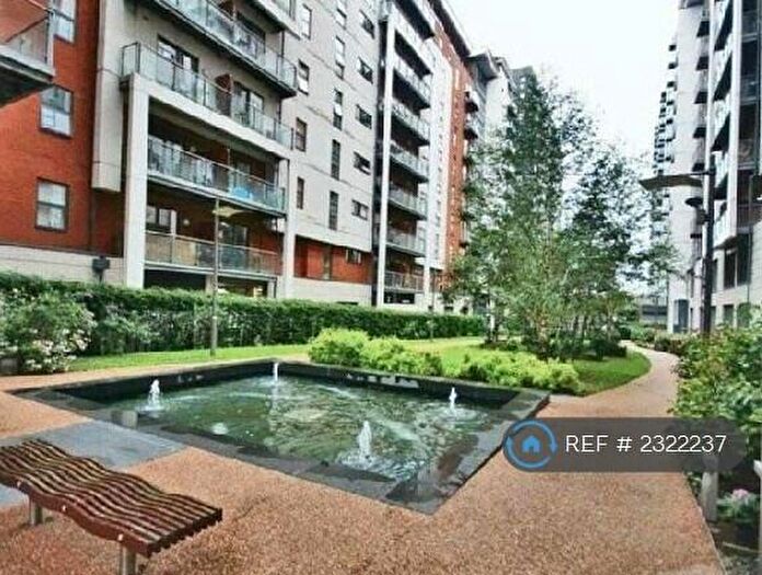1 Bedroom Flat To Rent In Barton Place, Manchester, M4