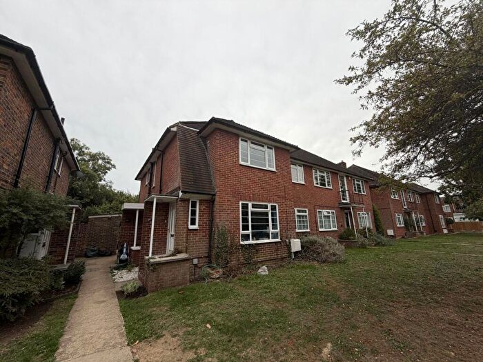 2 Bedroom Maisonette To Rent In Peaches Close, Cheam, SM2