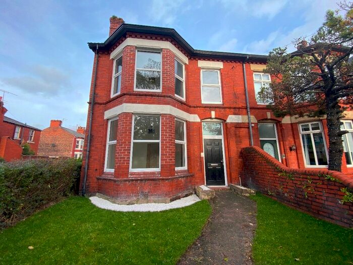 5 Bedroom Semi-Detached House To Rent In Vale Lodge, Rice Lane, Walton, Liverpool, L9