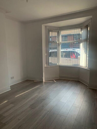 1 Bedroom Flat To Rent In Johnson Street South Shields, NE33