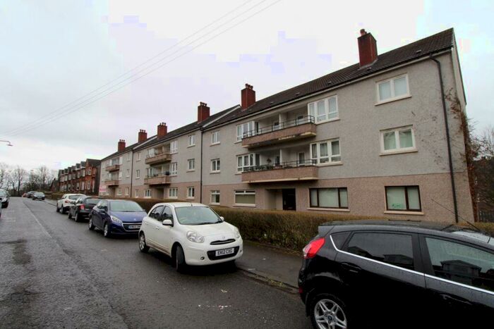 2 Bedroom Flat To Rent In Tennyson Drive, Glasgow, G31