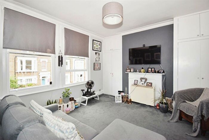 Studio To Rent In Lilyville Road, Fulham, SW6