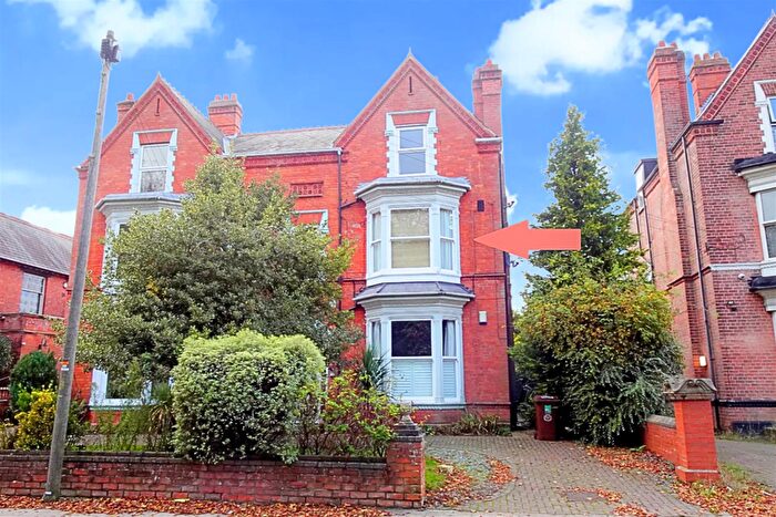 2 Bedroom Flat To Rent In Flat, - Welholme Road, Grimsby, DN32