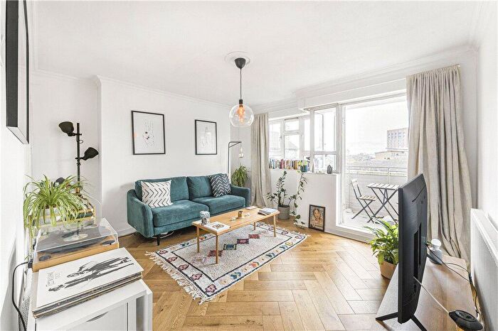 2 Bedroom Apartment For Sale In Talwin Street, London, E3