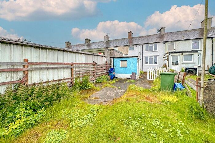 2 Bedroom Terraced House For Sale In Upper Llandwrog, Gwynedd, LL54