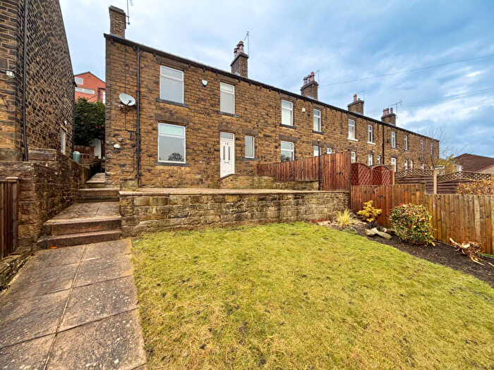 3 Bedroom Terraced House To Rent In Sunnybank, Denby Dale, Huddersfield, HD8