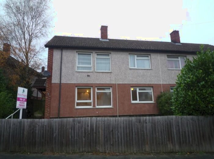 2 Bedroom Flat To Rent In Lancaster Avenue, Telford, Dawley, TF4
