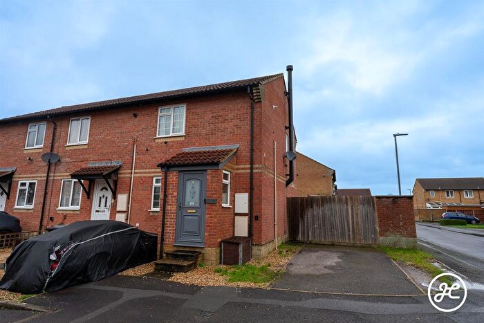 2 Bedroom End Terrace House For Sale In Claremont Grove, Bridgwater, TA6