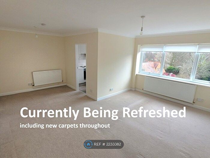 2 Bedroom Flat To Rent In St. Johns Court, Birmingham, B17