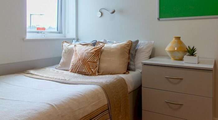 1 Bedroom Studio To Rent In Haven Road, Colchester CO2