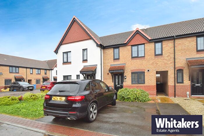 3 Bedroom Terraced House To Rent In Parkfield Drive, Hull, HU3