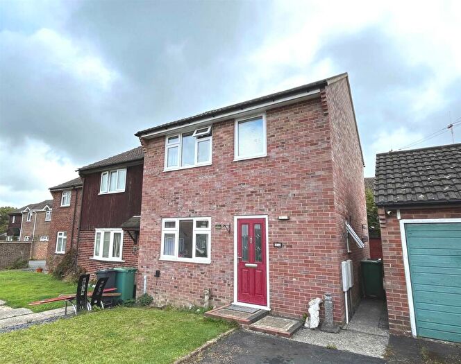 3 Bedroom House For Sale In Arthur Moody Drive, Newport, PO30