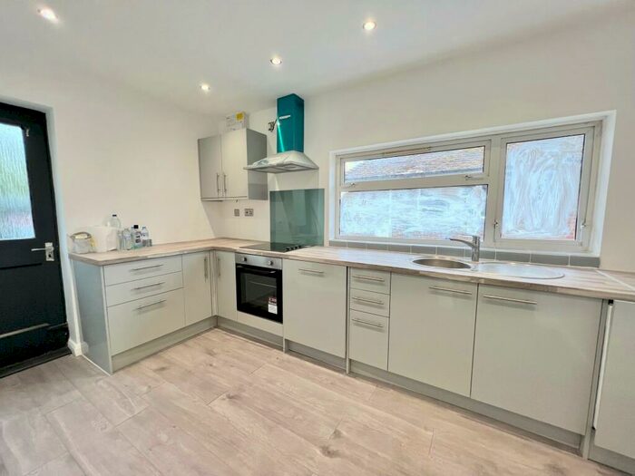 2 Bedroom Bungalow To Rent In Riverside Close, Prickwillow, CB7