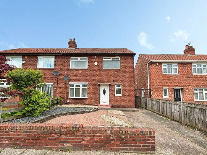 3 Bedroom Semi-Detached House For Sale In Cresswell Avenue, Forest Hall, NE12