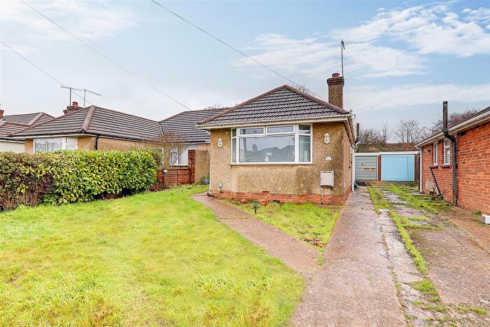 3 Bedroom Semi Detached Bungalow For Sale In Barfield Park, Lancing, BN15