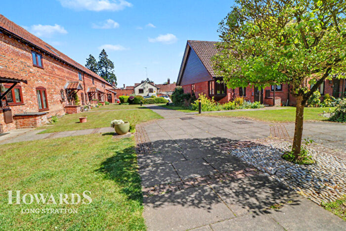 2 Bedroom Apartment For Sale In Malthouse Court, Harleston, IP20