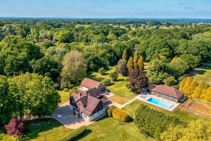 5 Bedroom Detached House For Sale In Harbolets Road, Pulborough, RH20