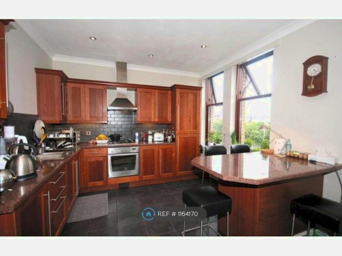 2 Bedroom Flat To Rent In Clarendon Place, Glasgow, G20