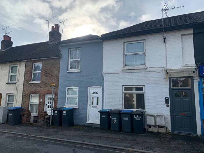 1 Bedroom Apartment To Rent In Lower Church Road, Burgess Hill, RH15