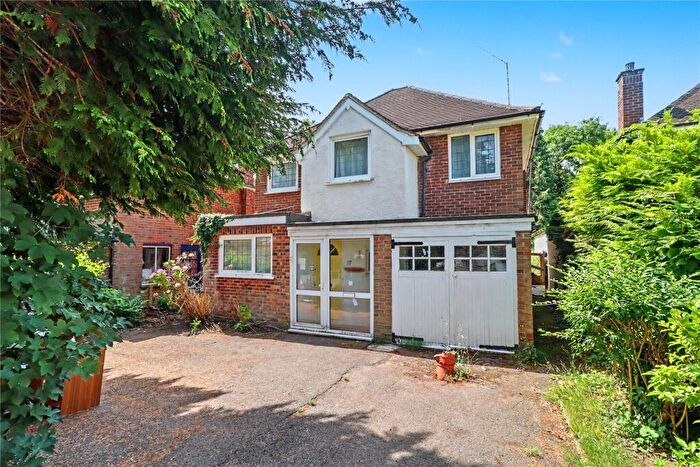 4 Bedroom Detached House For Sale In Turnoak Avenue, Woking, Surrey, GU22
