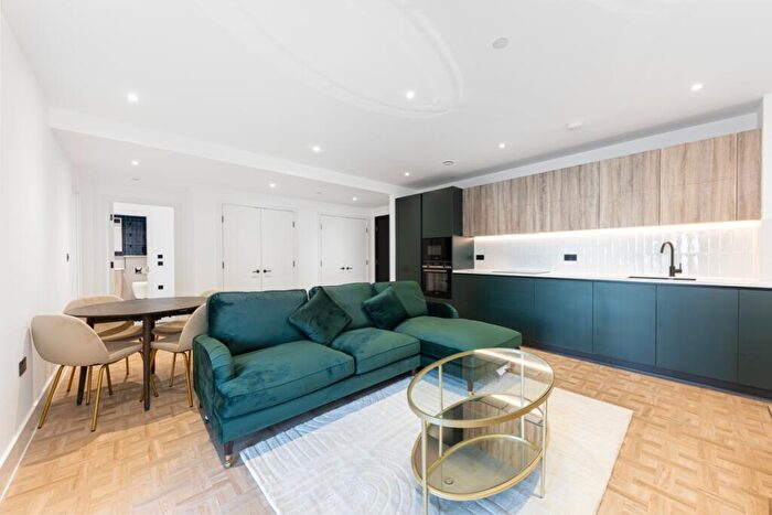2 Bedroom Apartment To Rent In London, SW11
