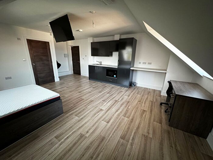 Studio To Rent In Charndon Close, Reading, RG2