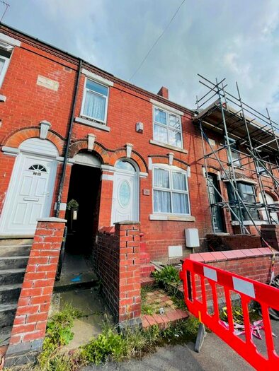 2 Bedroom Terraced House To Rent In Valley Road, Lye, Stourbridge, DY9
