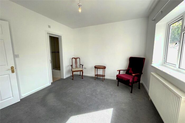 2 Bedroom Bungalow For Sale In Woodlands Road, Camberley, Surrey, GU15