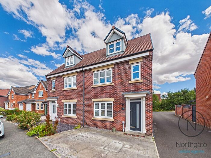4 Bedroom Semi Detached House For Sale In Wakenshaw Drive, Newton Aycliffe, DL5