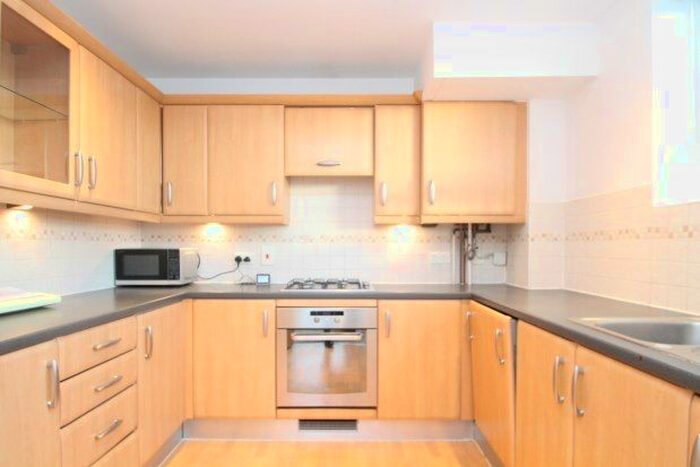 2 Bedroom Flat To Rent In Wheeler Place, Bromley, BR2