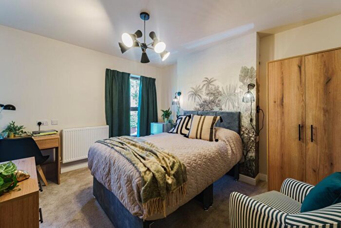 Studio To Rent In Room, Rosehill Street, DE23