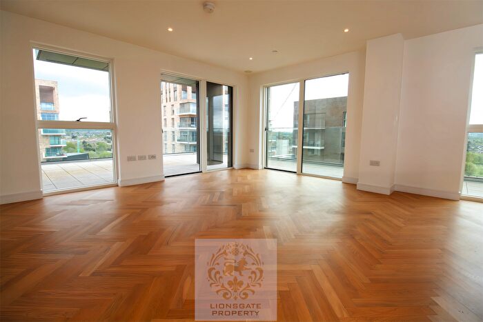 3 Bedroom Apartment To Rent In Pegler Square, SE3