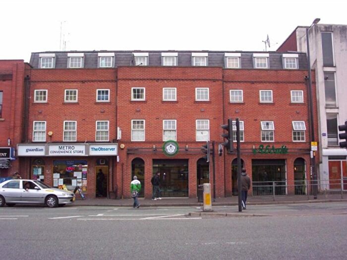 2 Bedroom Apartment To Rent In Akhtar House / Oxford Road, Manchester, M1