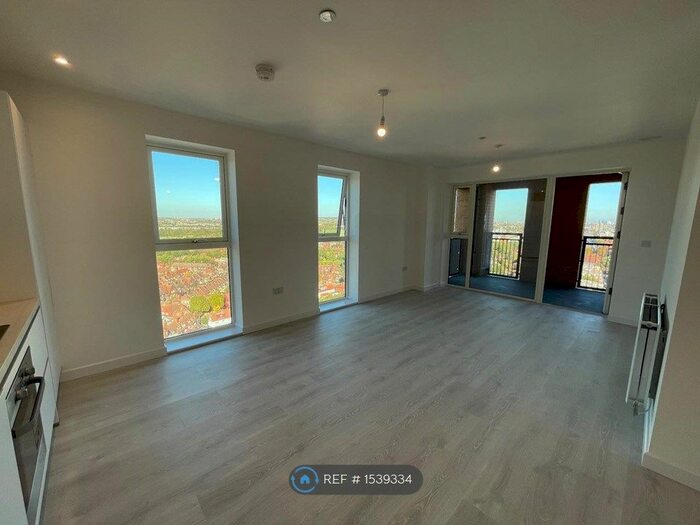 2 Bedroom Flat To Rent In Tabbard Apartments, London, W3