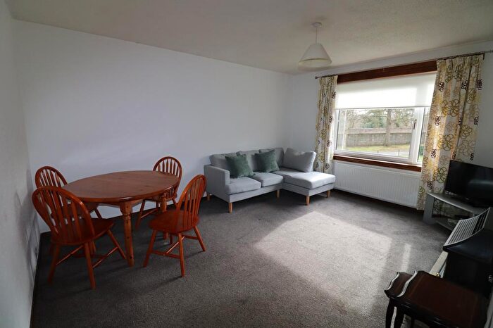 2 Bedroom Flat To Rent In Beattie Place, Aberdeen, AB25