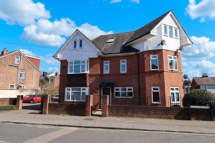 1 Bedroom Flat To Rent In Silverdale Road, Tunbridge Wells, TN4