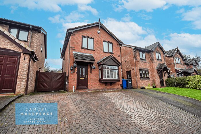 3 Bedroom Detached House For Sale In Springfield Drive, Kidsgrove, Stoke-on-Trent, ST7