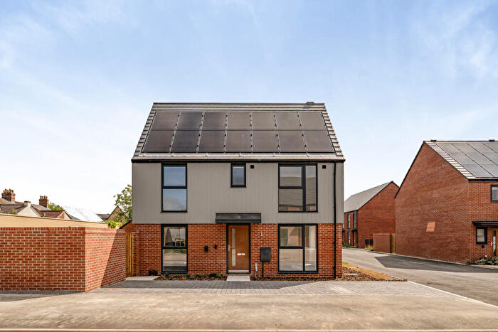 3 Bedroom House To Rent In Mecury Crescent, Langley Park Way, Chippenham, SN15