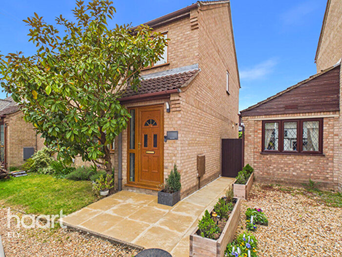 3 Bedroom Semi-Detached House For Sale In Pratt Street, Soham, CB7